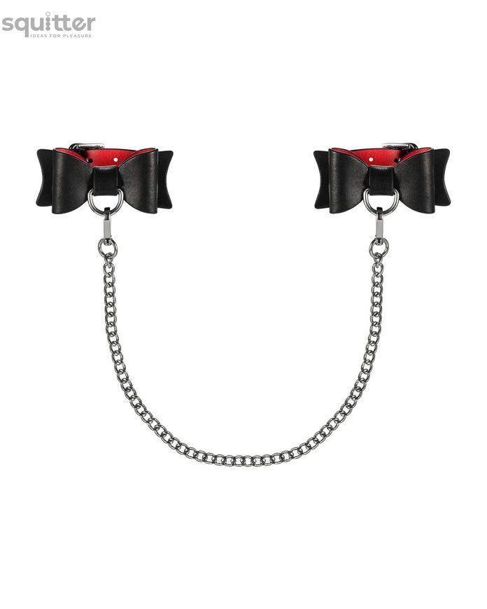 Кожаные наручники-банты с длинной цепью Obsessive A745 cuffs, черно-красные, длинная цепь SO7190 - онлайн-сексшоп Сквитер