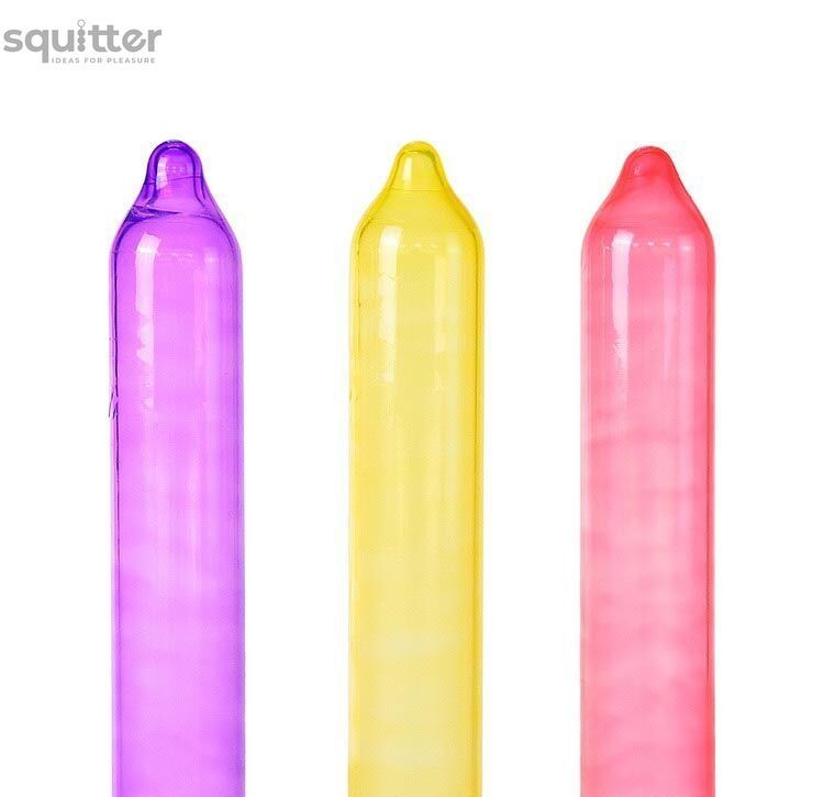 Презервативи Holographic Recare Fruit Flavour Condoms 3 шт, аромати: м'ята, банан, полуниця SX3333 - онлайн-сексшоп Сквітер