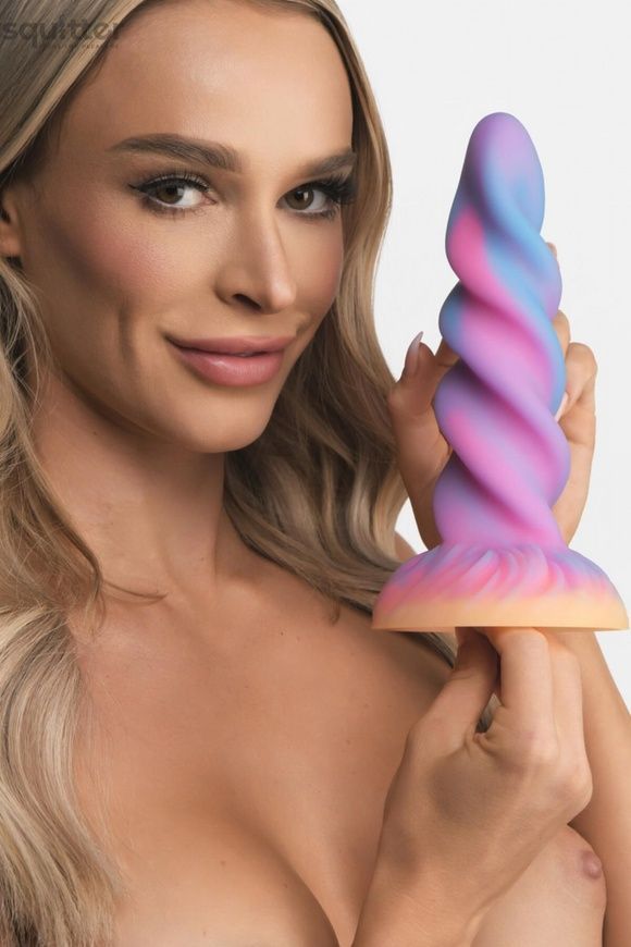 Фентезійний фалоімітатор Creature Cocks Glow-in-the-Dark Unicorn Dildo, світиться в темряві, 20,6 см SX2205 - онлайн-сексшоп Сквітер
