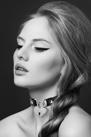 Чокер з замочком-сердечком Bijoux Pour Toi - HEART LOCK Black, екошкіра SO1883 - онлайн-сексшоп Сквітер