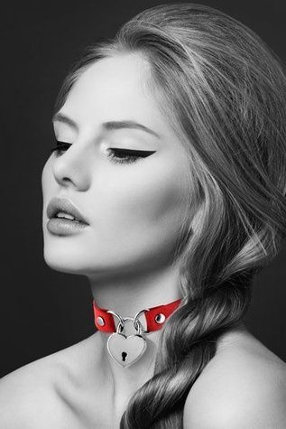 Чокер з замочком-сердечком Bijoux Pour Toi - HEART LOCK Red, екошкіра SO1884 - онлайн-сексшоп Сквітер