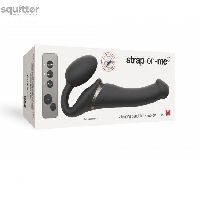 Безремневой страпон с вибрацией Strap-On-Me Vibrating Black M, диаметр 3,3см, пульт ДУ, регулируемый SO3354 - онлайн-сексшоп Сквитер
