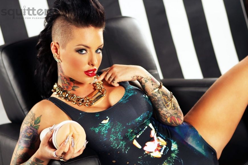 Мастурбатор Fleshlight Girls: Christy Mack - Attack, со слепка вагины, очень нежный F14476 - онлайн-сексшоп Сквитер